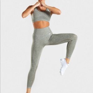 Gymshark Vital Seamless bra and leggings size Med